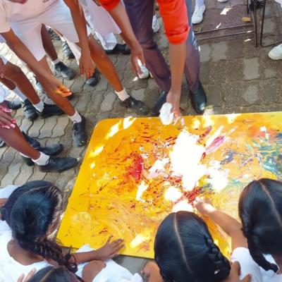 සිසු බාහිර ක්‍රියාකාරකම් හා වෙනත් වැඩසටහන්